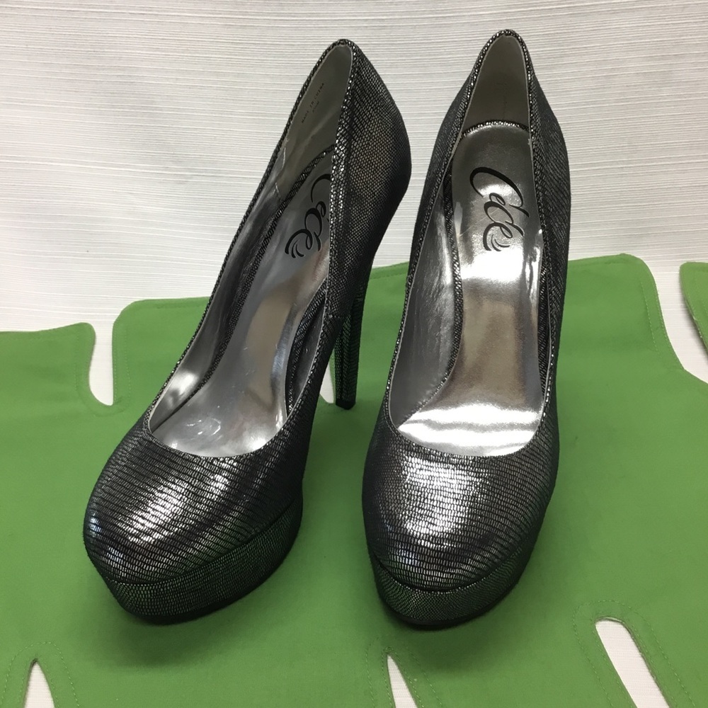 CeCe Show Stopper Black/Silver Platforms